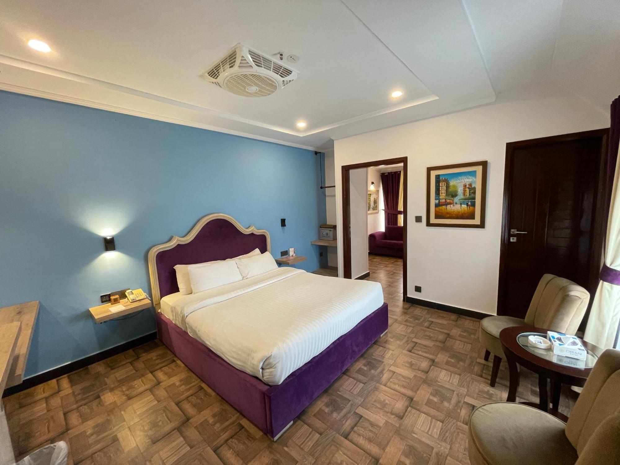 Hotel Oban Lahore Exterior photo
