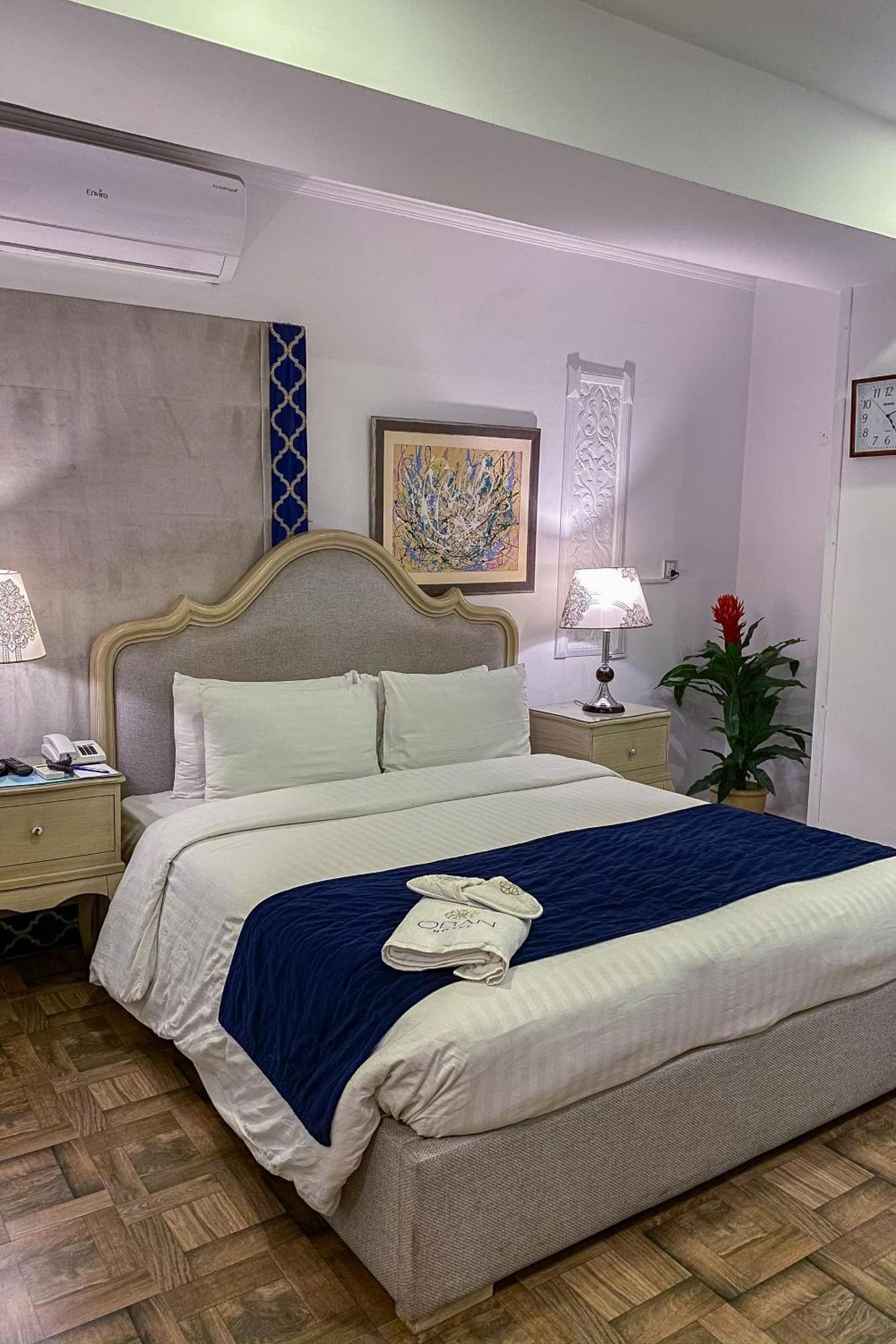 Hotel Oban Lahore Exterior photo